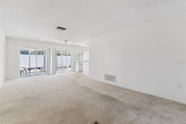 Building Photo - 4456 Great Lakes Dr N