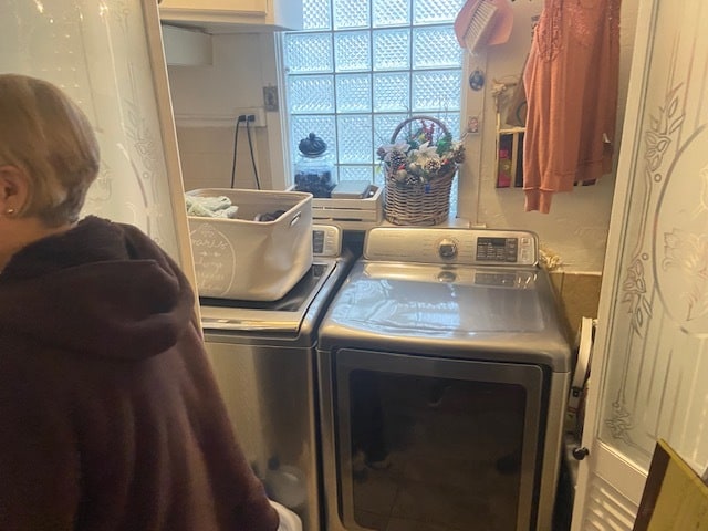 Building Photo - 3106 N Cicero Ave