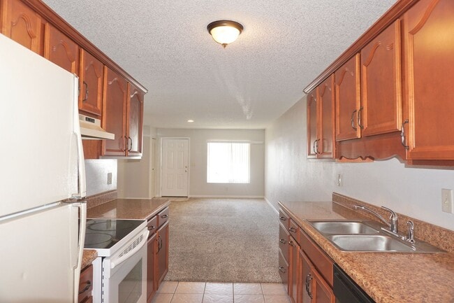 Building Photo - Winter Ridge Condo