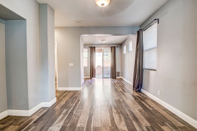 Building Photo - Status: Accepting Applications