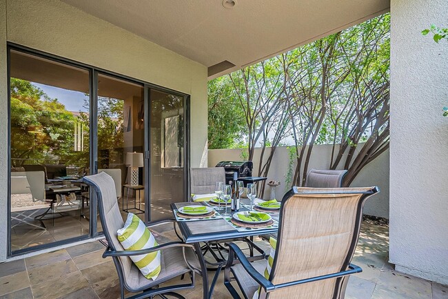 Building Photo - 7700 E Gainey Ranch Rd