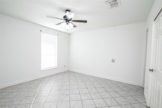 Building Photo - 7237 Cook Rd