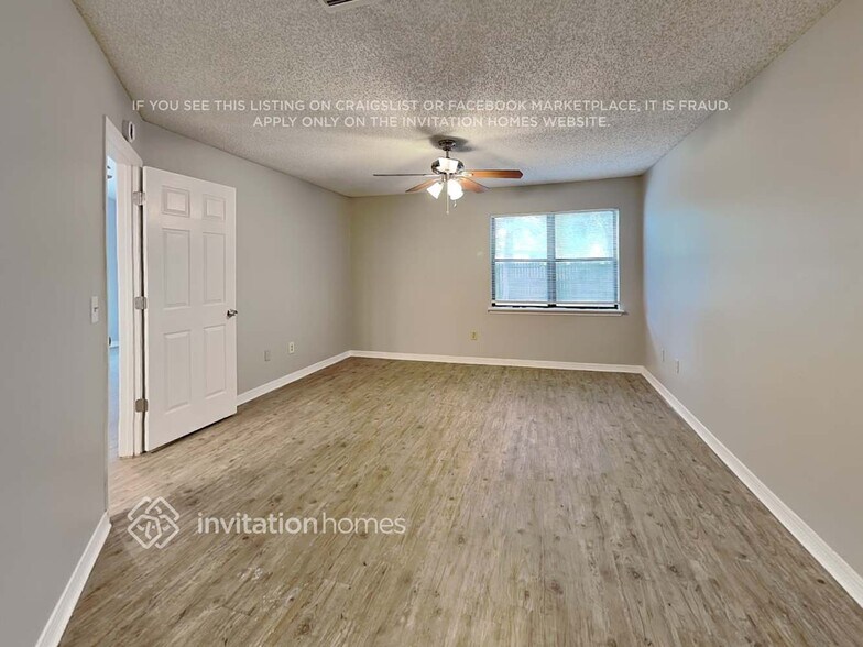 Building Photo - 8096 Kilwinning Ln