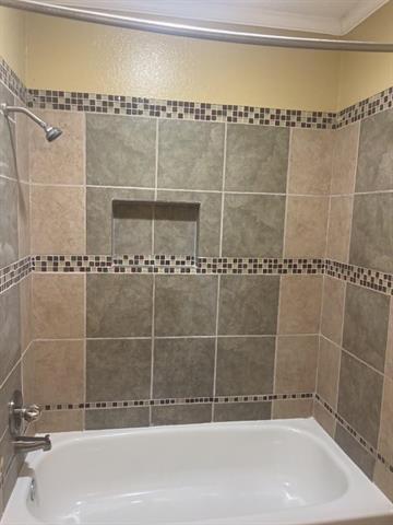 Building Photo - 6402 Walnut Springs Dr