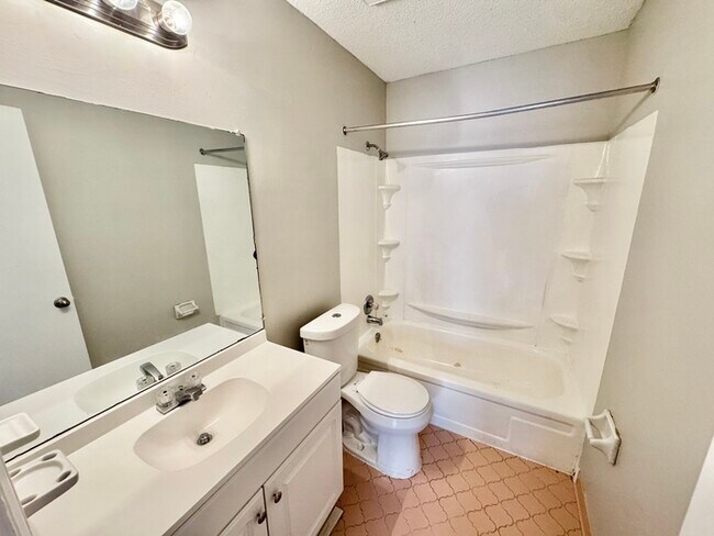 Building Photo - 4421 Hunt Cliff Trce