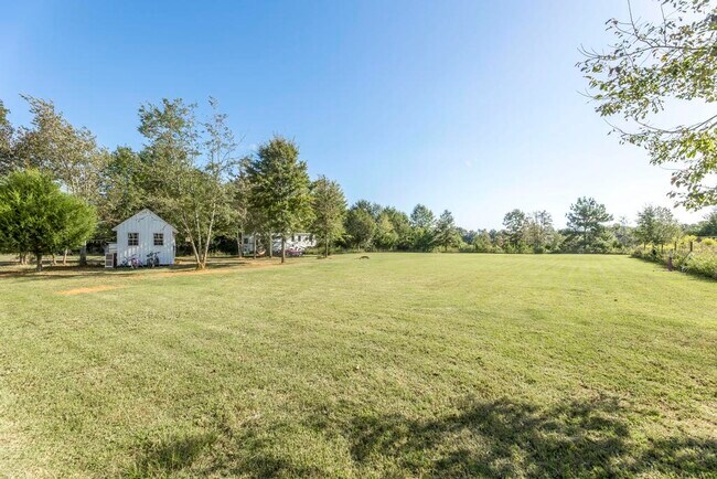 Building Photo - 5451 Walton Rd
