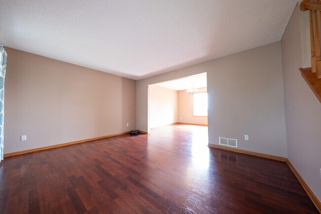 Building Photo - 10415 Ponds Way