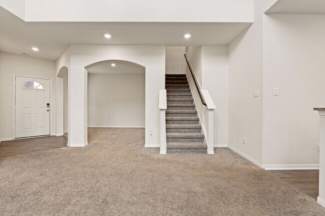 Building Photo - 15837 Roberto Clemente Ct