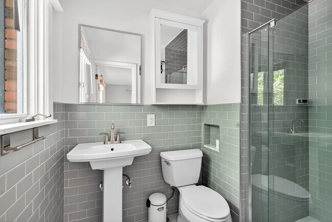 Building Photo - Beautiful, one of a kind property on four ...