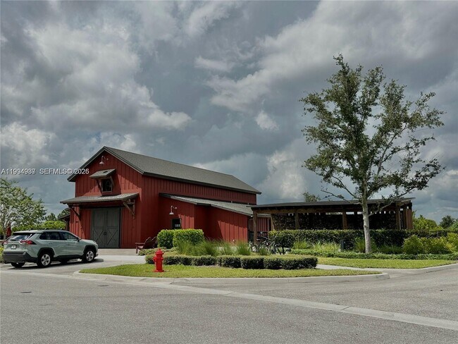 Building Photo - 1694 Hoot Owl Holw