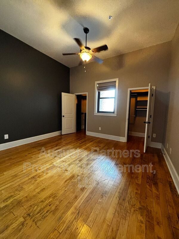 Building Photo - 936 Broad St