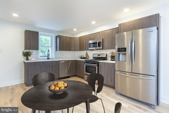 Building Photo - 2120 Ellsworth St