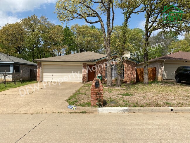 Building Photo - 1116 Hidden Creek Dr