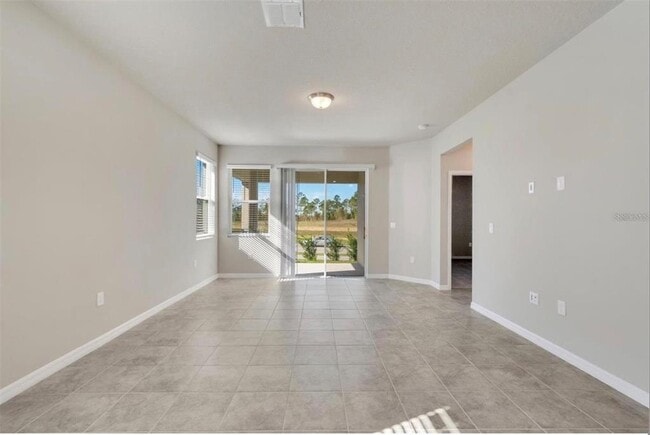 Building Photo - 2301 Mystic Maze Ln