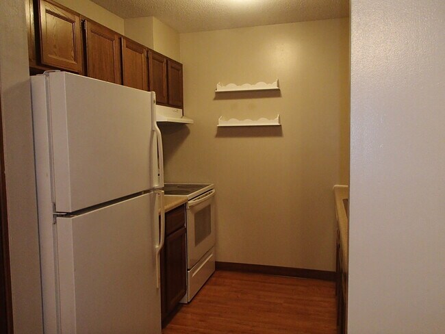 Building Photo - 2220 Valleyhigh Dr NW