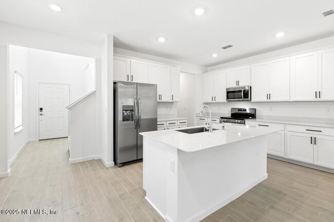 Building Photo - 355 Miromar Lk Dr