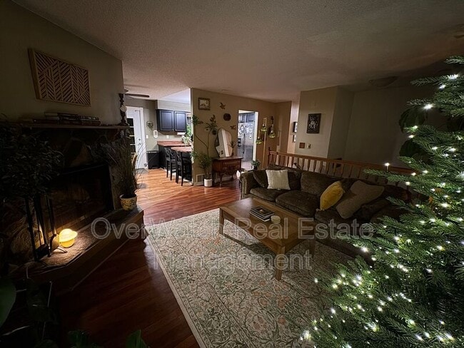 Building Photo - 9532 Dundas Cir