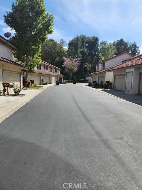 Building Photo - 22804 Chardonnay Dr