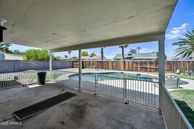 Building Photo - 4632 W Gail Dr