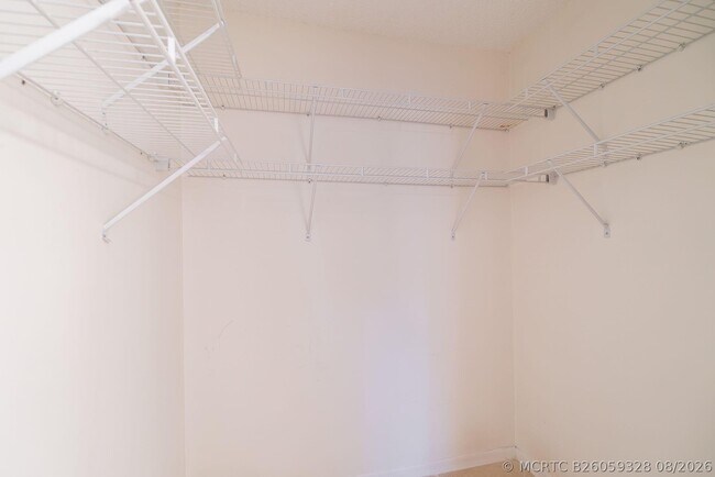 Building Photo - 13095 Belhaven Ct
