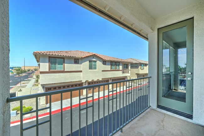 Building Photo - 4100 S Pinelake Way