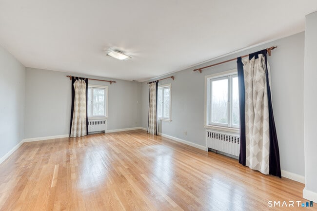 Building Photo - 23 Moulton Rd