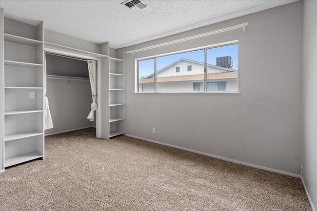 Building Photo - Status: Owner Accepted Application