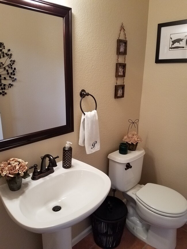 Building Photo - 9484 Southern Hills Cir.