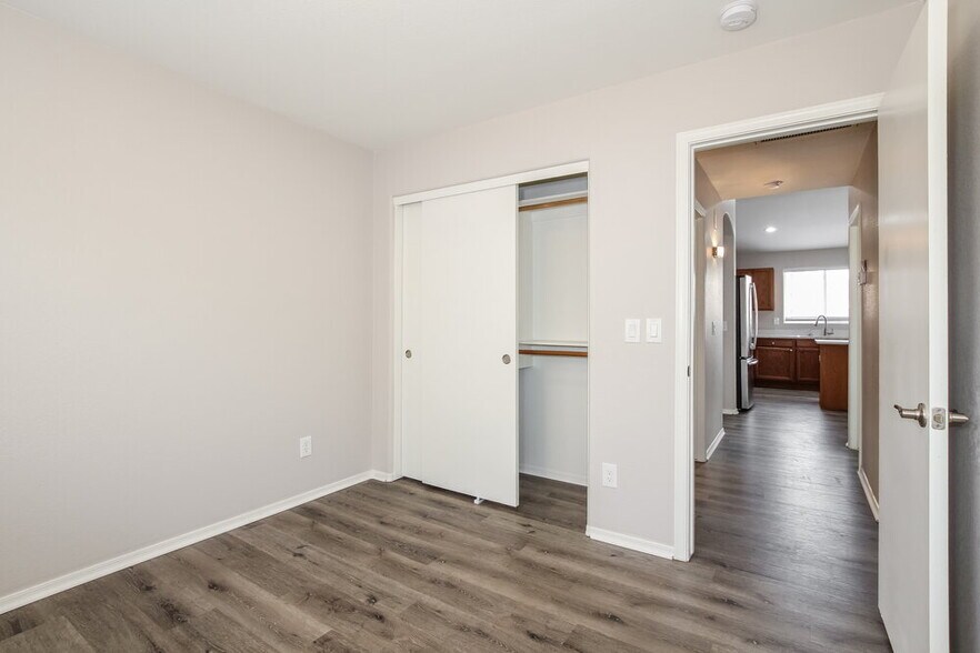 Building Photo - 8234 W Pima St