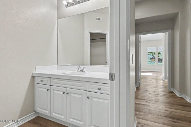 Building Photo - 4614 Via Del Rancho