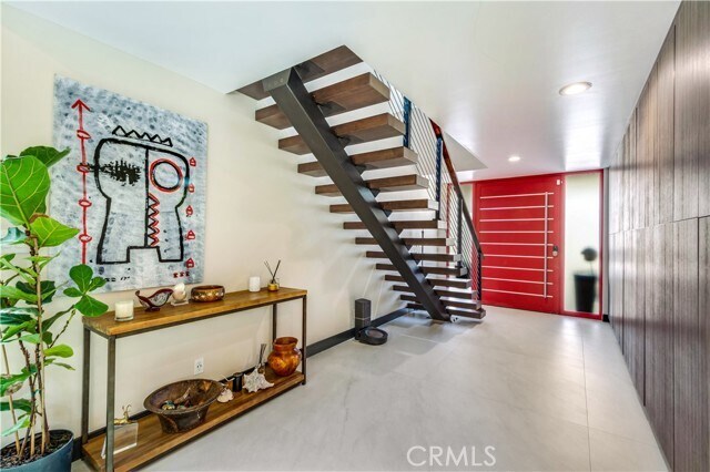 Building Photo - 203 Via Ravenna