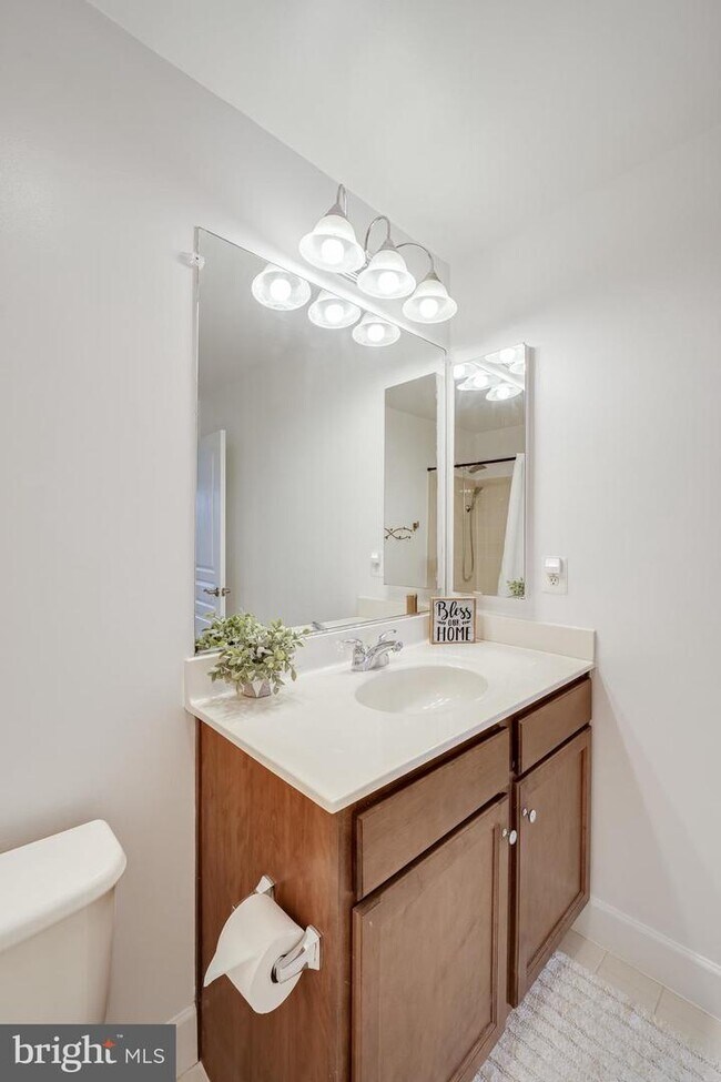 Building Photo - 6262 Summit Point Ct