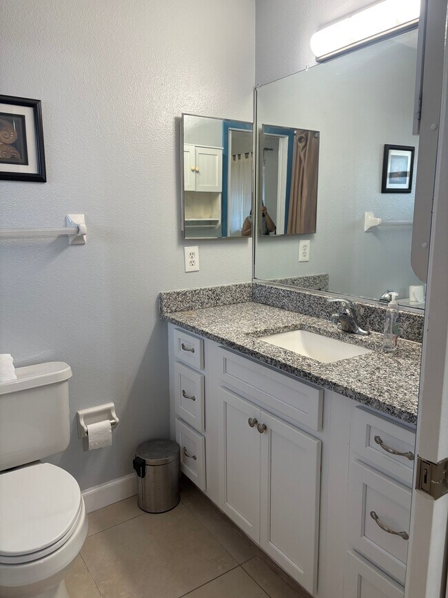 Building Photo - 6356 5th St Cir E