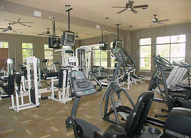 24/7 fitness center - 704 Bristol Village Dr