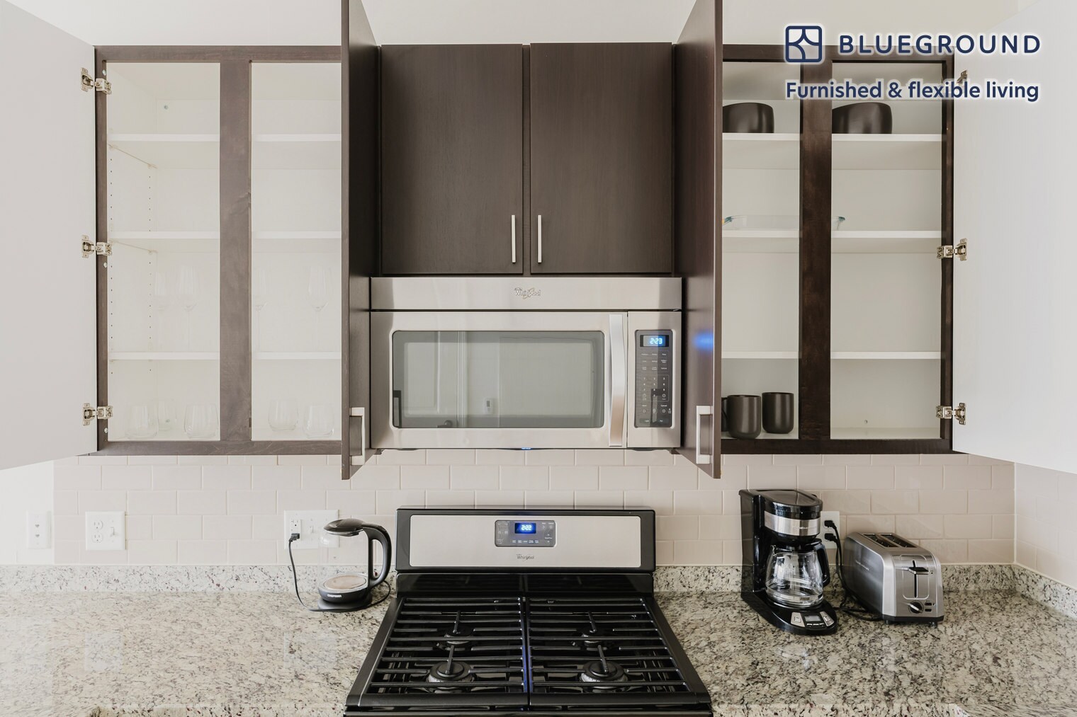 Building Photo - 333 Great River Rd