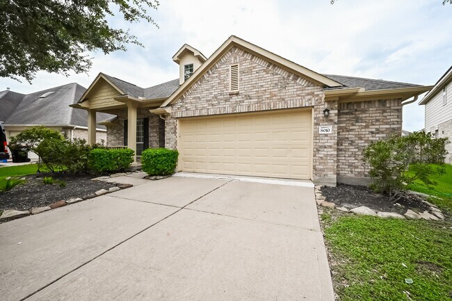 Building Photo - 8010 Durham Run Ln