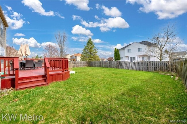 Building Photo - 7696 Henley Dr