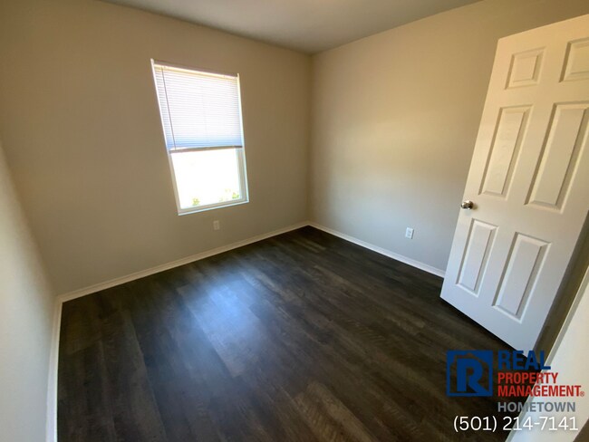 Building Photo - 41 Winter Vly Cv