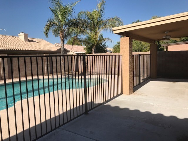 Building Photo - Chandler 4 Bed, 2 Bath Single Level Home w...