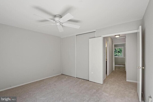 Building Photo - 2050 Winged Foot Ct