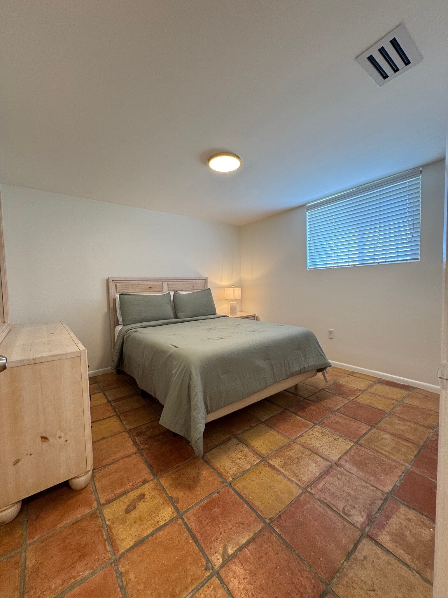 Building Photo - 1460 Ocean Dr