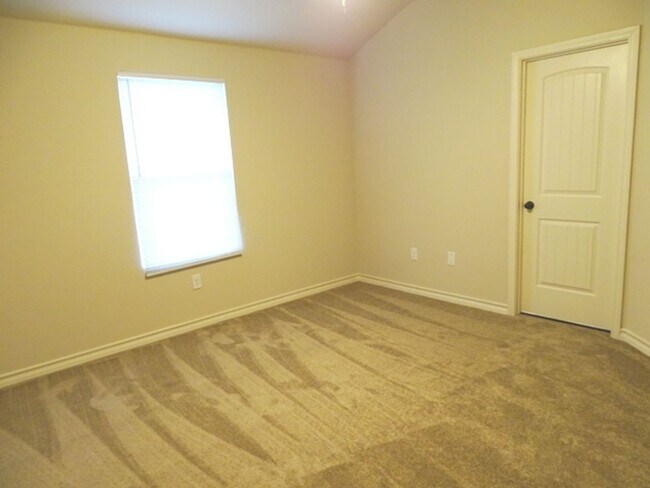 Building Photo - 6411 Luglio Ln