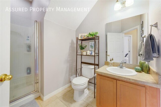 Building Photo - 3087 Seaview Castle Dr