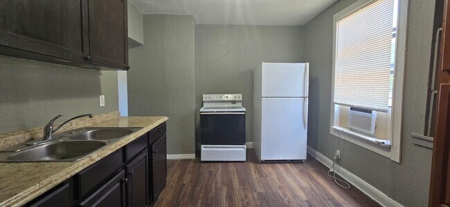 Building Photo - $300 OFF YOUR FIRST MONTH'S RENT !