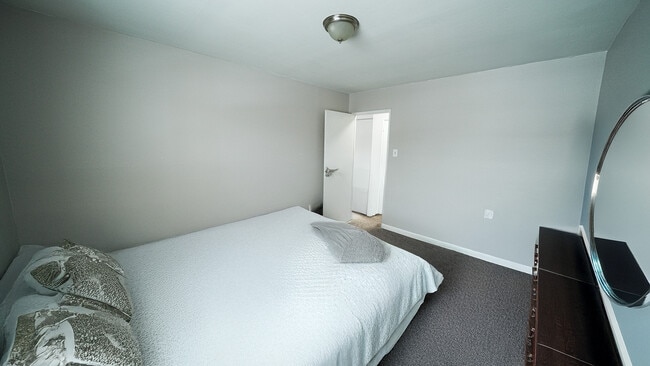 Bedroom - Brynfield Court Apartments