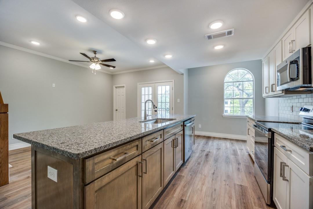 Building Photo - 5325 Bent Tree Forest Dr