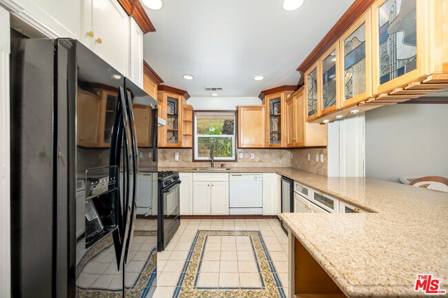 Building Photo - 1414 Kemmett Ct