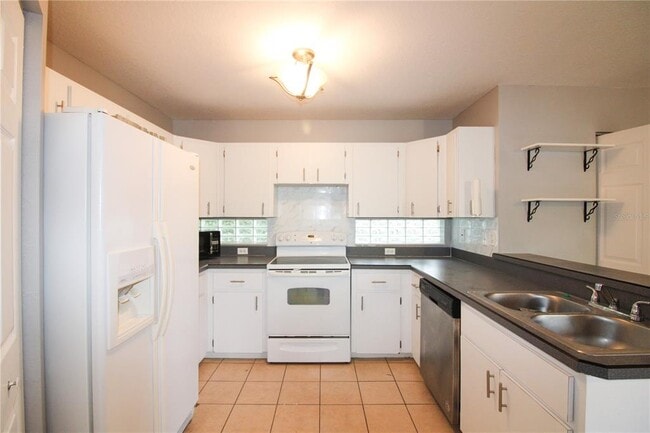Building Photo - 7157 SW 113th Loop