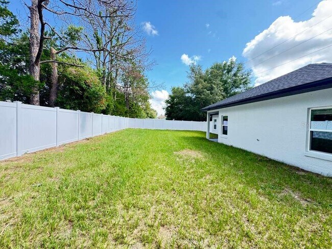 Building Photo - 13376 SW 49th Ave