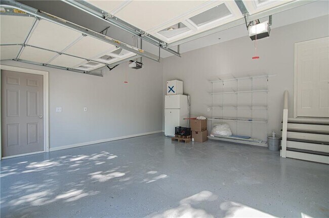 Building Photo - 4012 Erin Dr